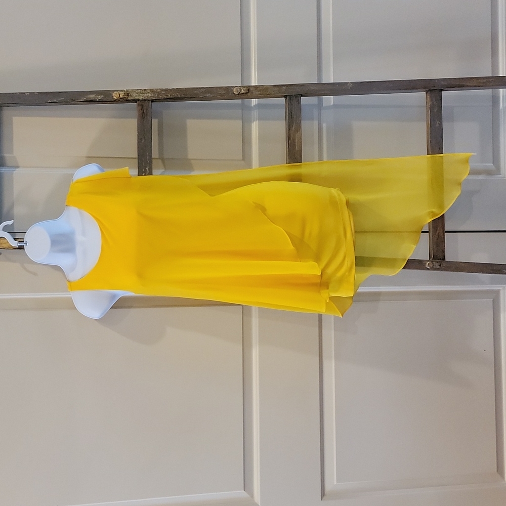 Bebe dress, womens size xxs, canary yellow